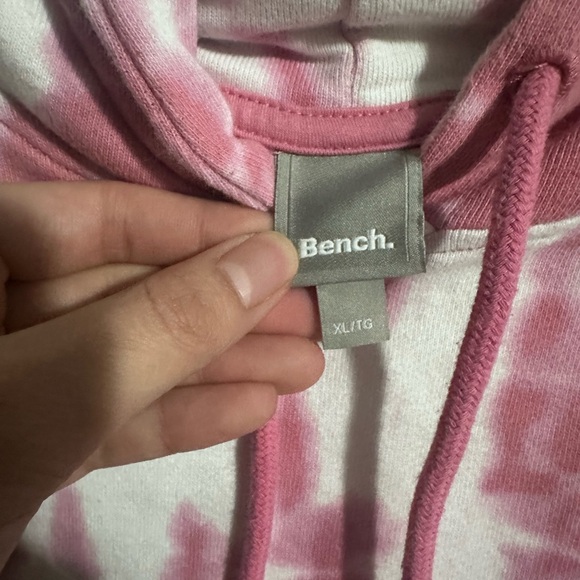 Women’s Bench Hoodie - Picture 2 of 3